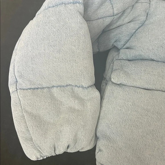 Levi's women denim Hooded Puffer Jacket - Picture 5 of 11